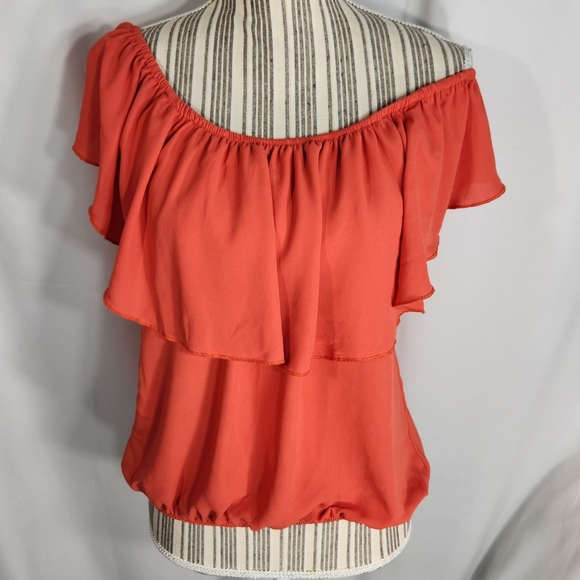 Wet Seal Orange On / Off Shoulder Ruffle Neckline Top Size Medium - Picture 3 of 8
